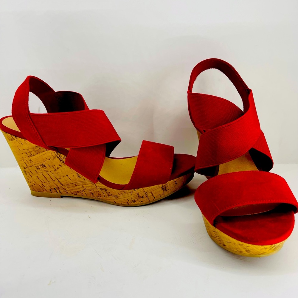 American Eagle 6W shoe